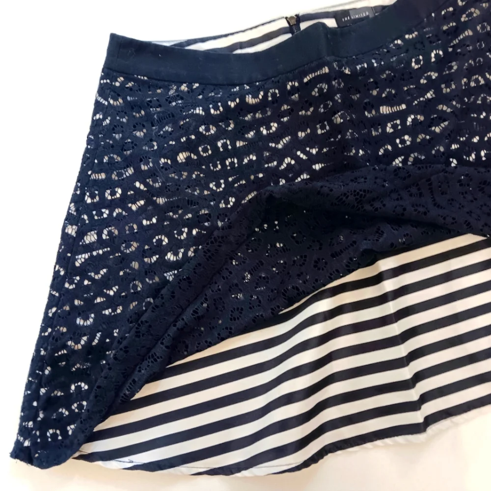 The Limited cotton blend preppy lace & stripe mini skirt. Size 12